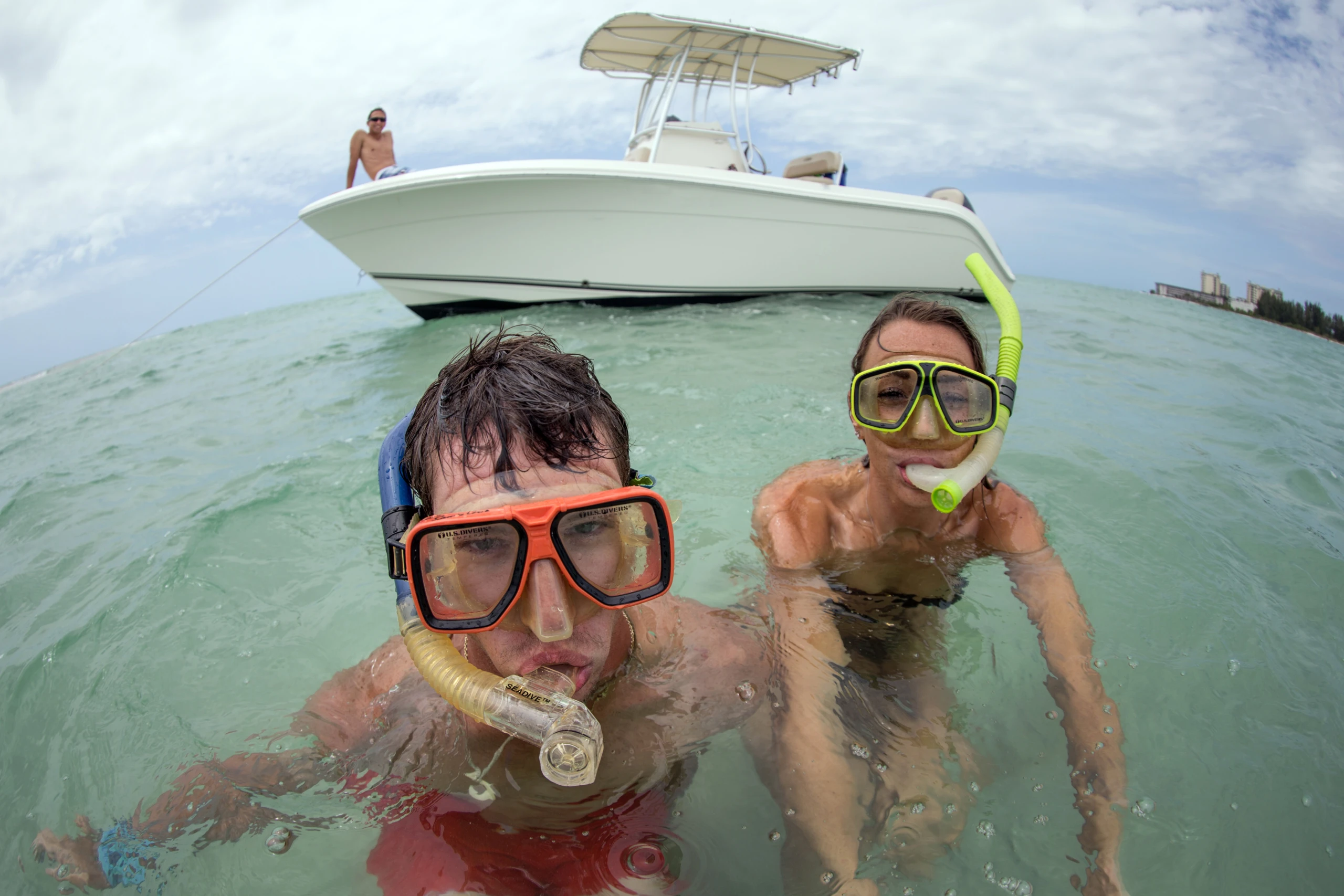 what-does-the-diver-down-flag