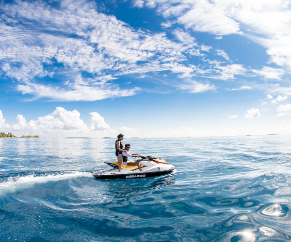 boating-blindspots-and-passing-distance-safety-guide