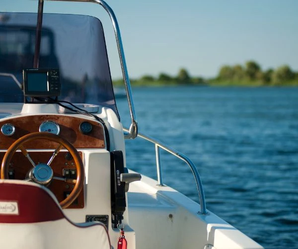 two-short-horn-blasts-indicate