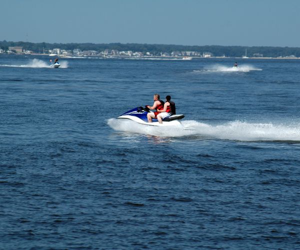 encounters-with-sailing-vessels